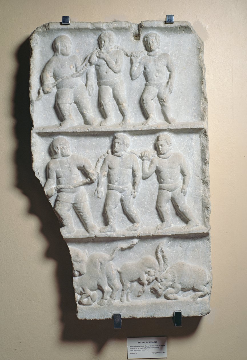 Hombres encadenados, relieve encontrado en Esmirna de Roman