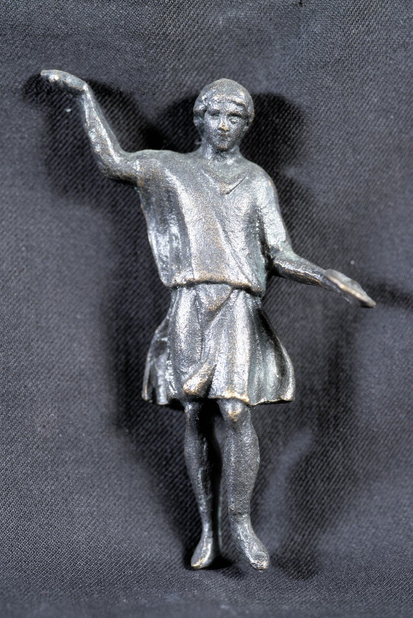 Estatuilla de ofrenda en bronce, col. privada, siglo II. Presumiblemente por los peregrinos en el templo de Marte. de Roman