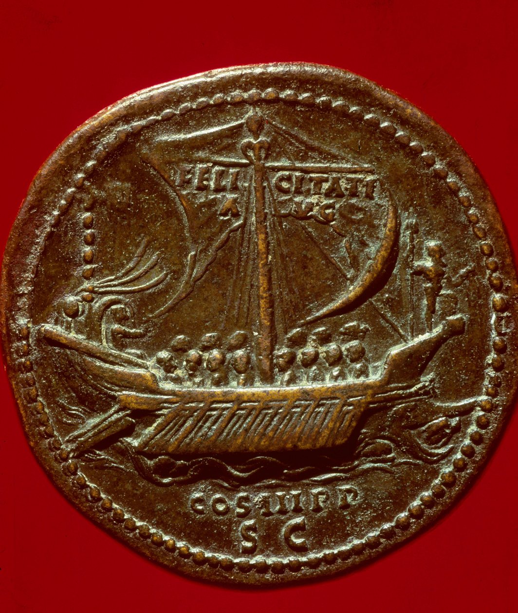 Arte romano: moneda del emperador Adriano (76-138 d.C.) representando una galera imperial. 119 d.C. de Roman