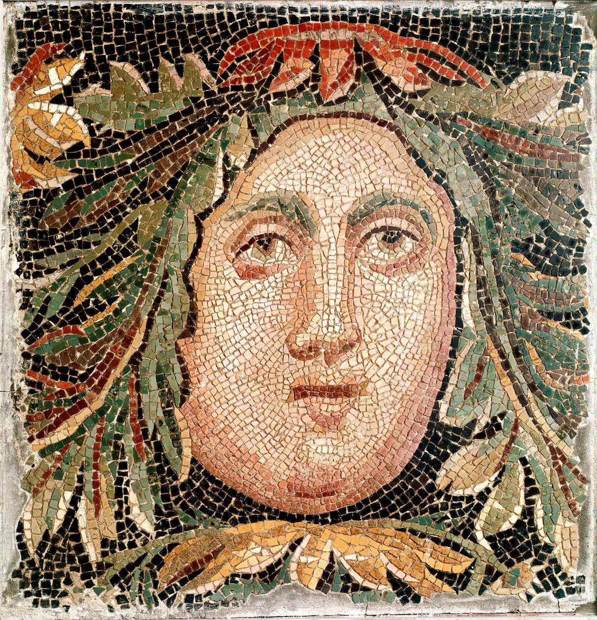 Arte romano: mosaico que representa la cabeza de una deidad marina. Siglo III d.C. Roma, Museo Nazionale Romano de Roman