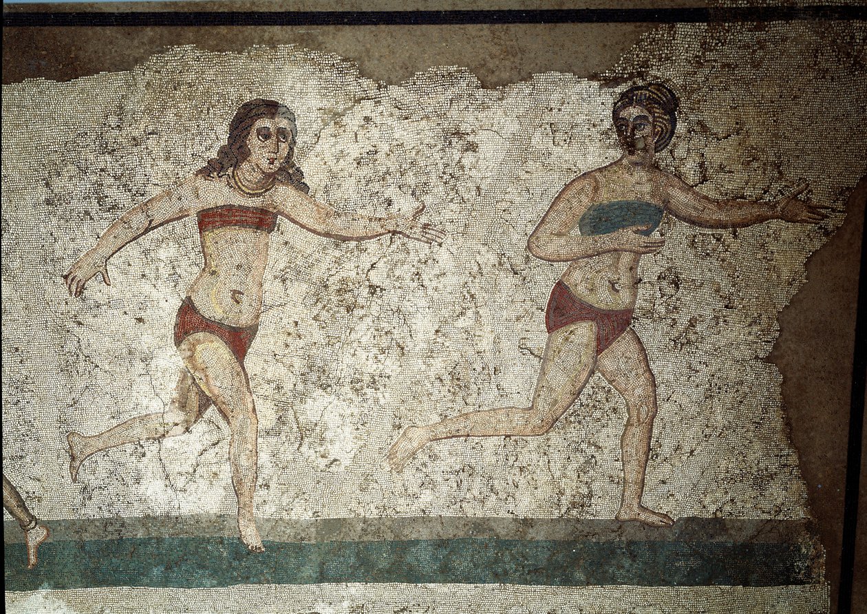 Arte romano: jóvenes romanos realizando ejercicios físicos. Llevan un taparrabos alrededor de los riñones y un strophium (antecesor del sostén) en el pecho. (detalle) Mosaico 315-350 d.C. Piazza Armerina, Villa Romana del Casale de Roman