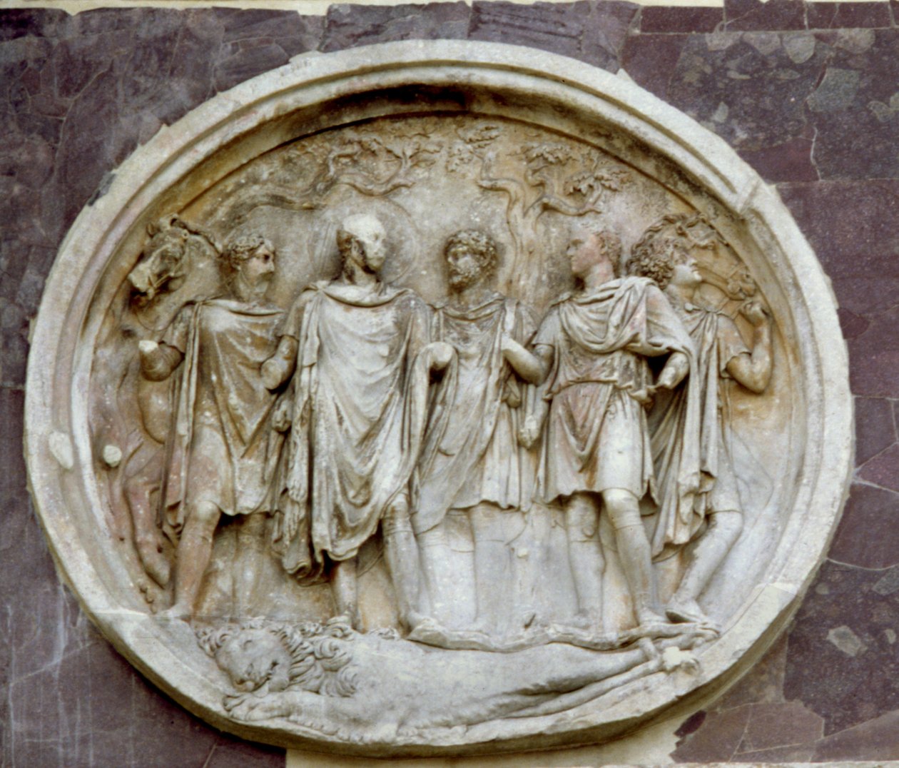 Medallón que representa a Adriano, del Arco de Constantino de Roman
