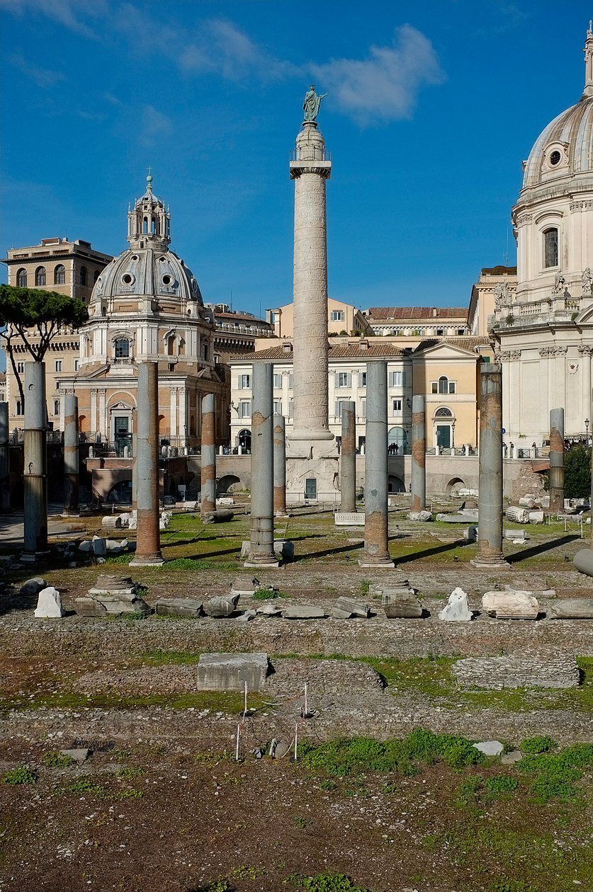 Vista del Foro y la Columna de Trajano de Roman