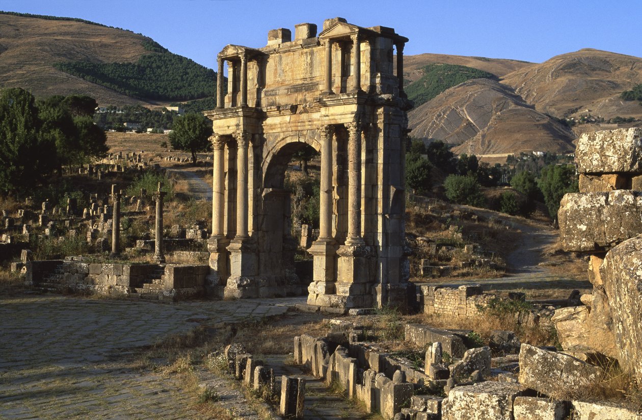 Arco triunfal construido en honor del Emperador Caracalla, Alto Período Imperial (27 a.C.-395 d.C.) de Roman Imperial Period