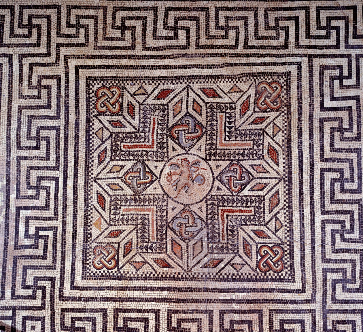 Arte romano: mosaico con figuras geométricas de Roman Roman