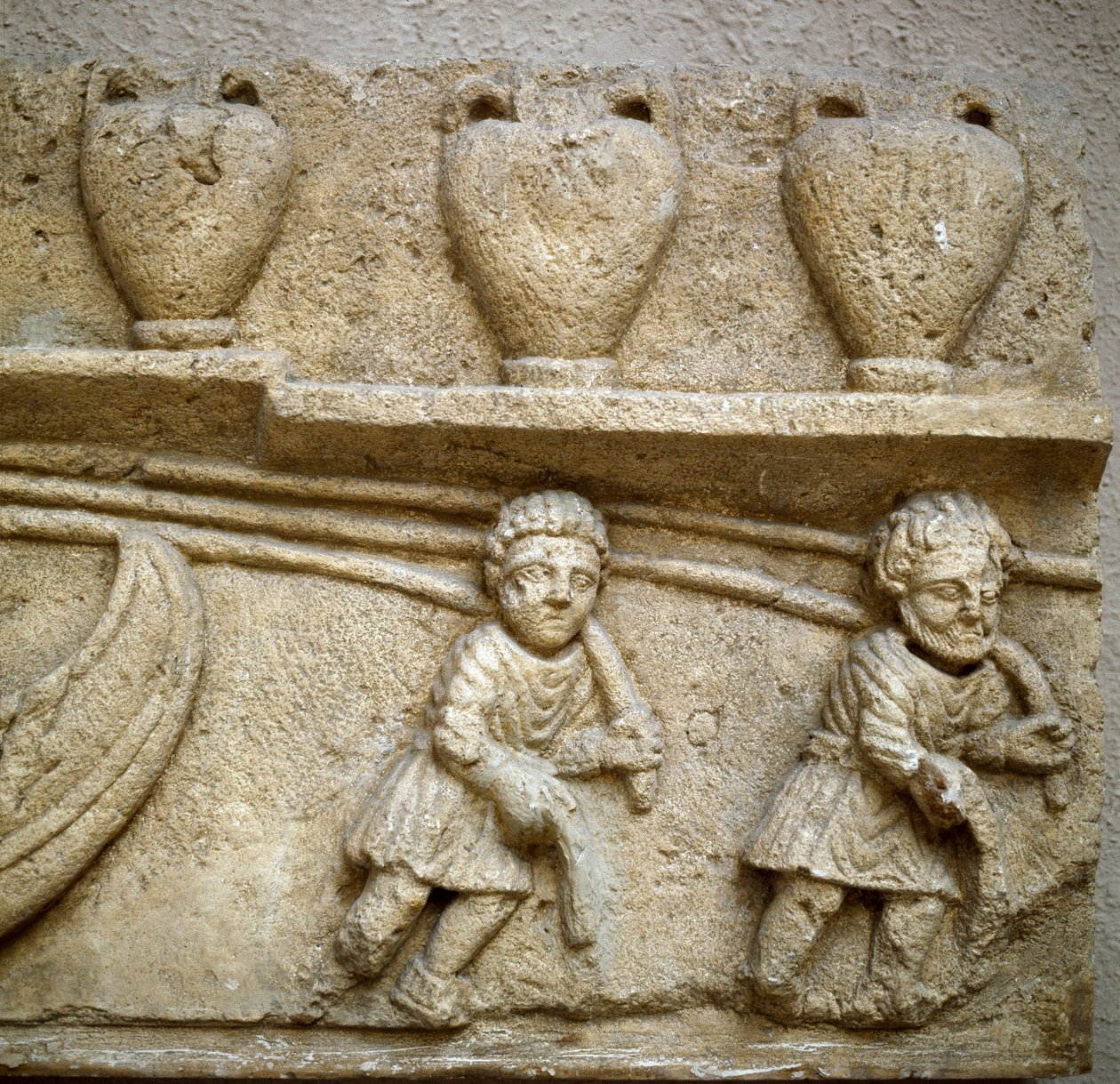 El remolque de un barco cargado de barriles (detalle) de Roman Roman