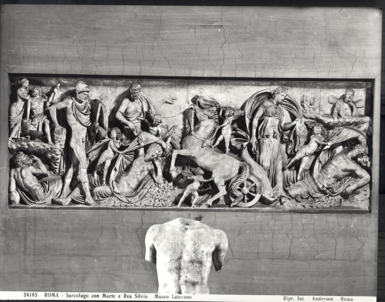 Sarcófago que representa a Marte y Rhea Silvia de Roman Roman