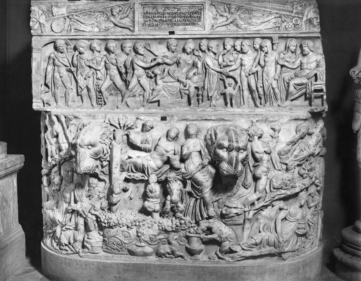 Sarcófago que representa la muerte de Alcestis de Roman Roman