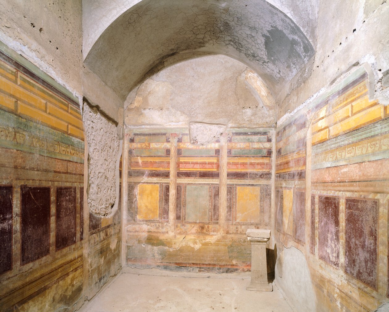 Bóveda decorada con frescos en Segundo Estilo Pompeyano, Casa de las Bodas de Plata, Pompeya , Campania, Civilización Romana de Roman Roman