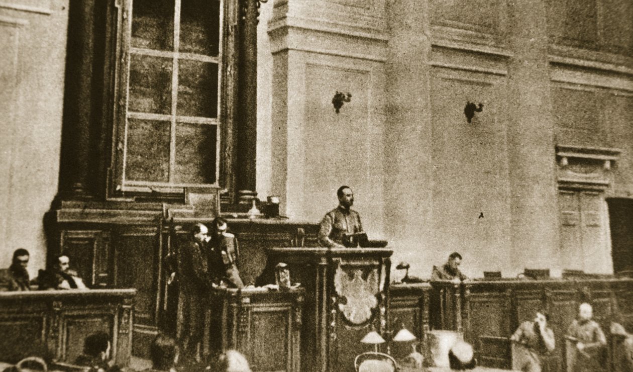 Primera sesión de la Duma Soviética, 1917 de Russian Photographer