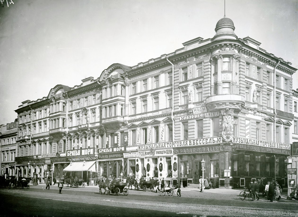 No 54 Nevsky Prospekt, esquina de Malaya Sadovaya Street, San Petersburgo, principios de 1900 de Russian Photographer
