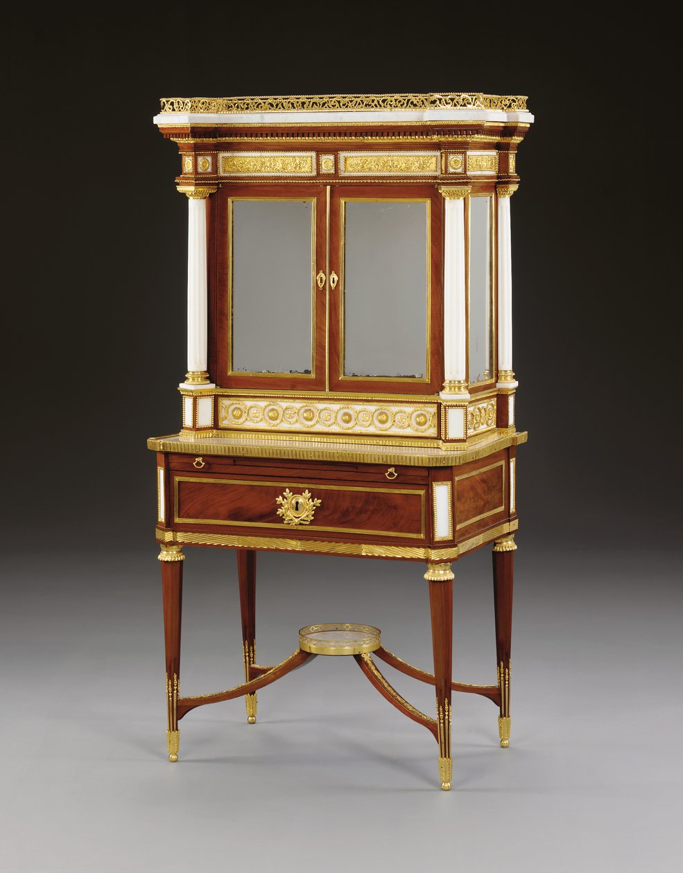 Bonheur du Jour, c.1790 de Russian School