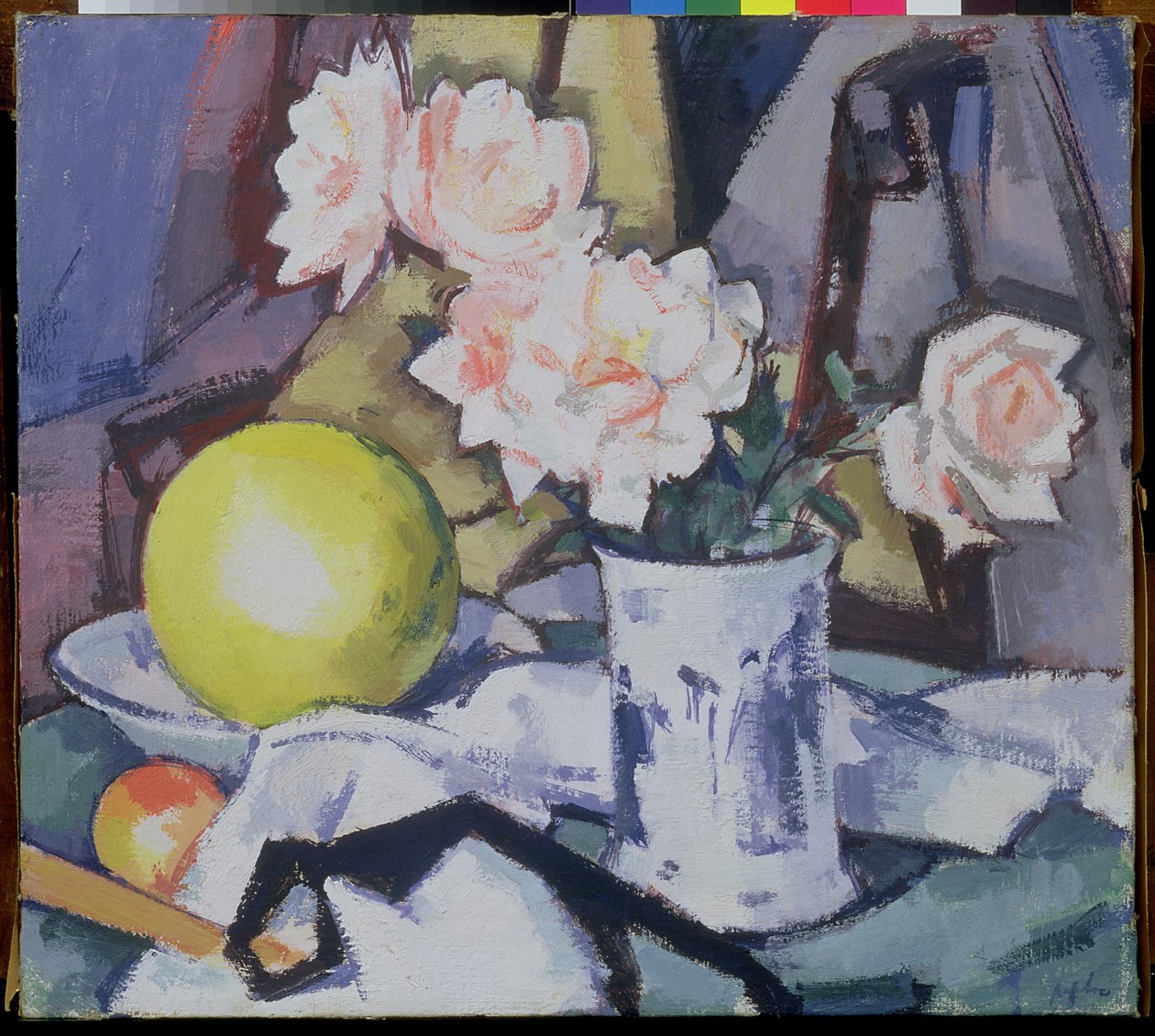 Jarrón azul y blanco, rosas, melón y naranja de Samuel John Peploe