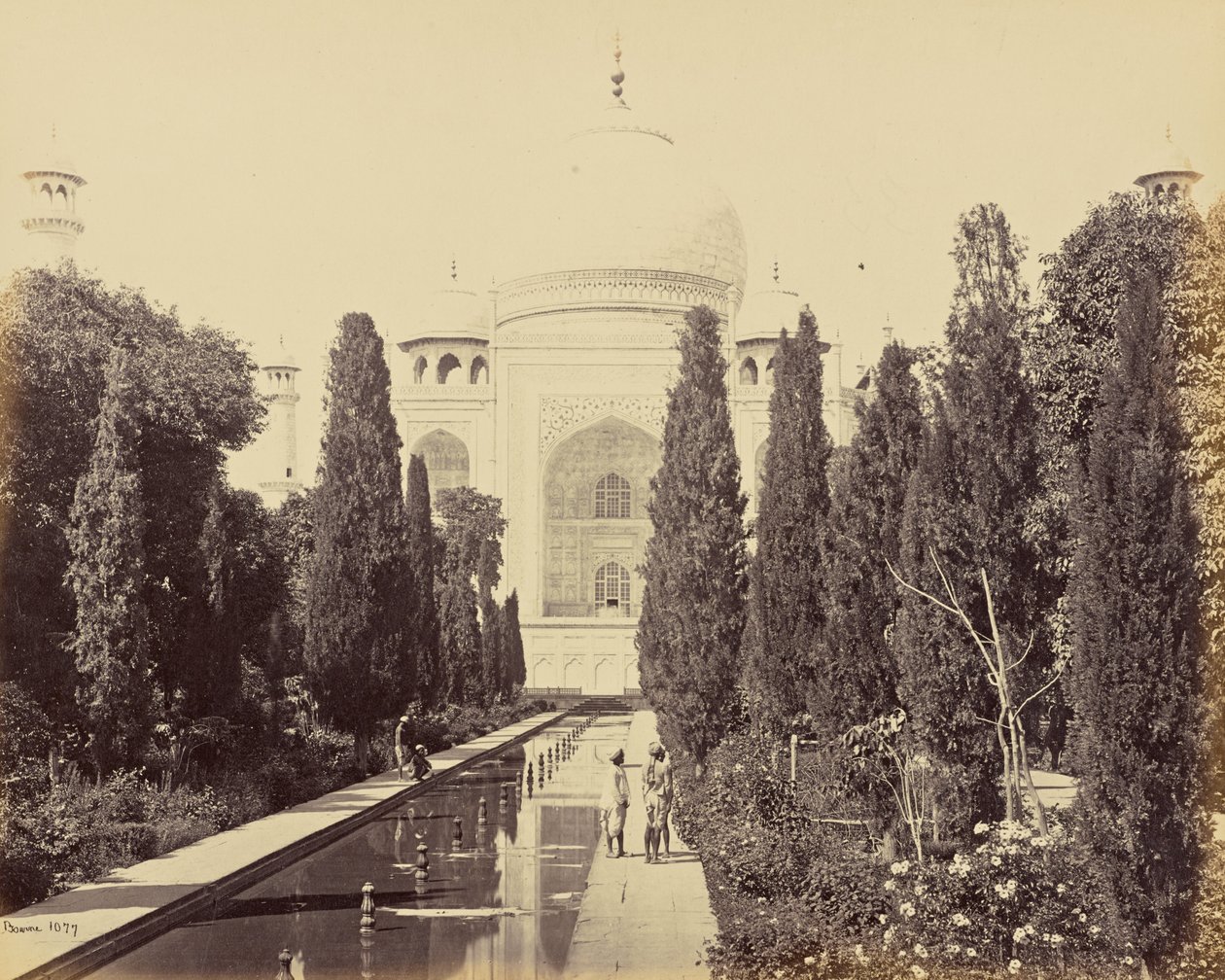 Agra; el Taj, desde la fuente de Samuel Bourne