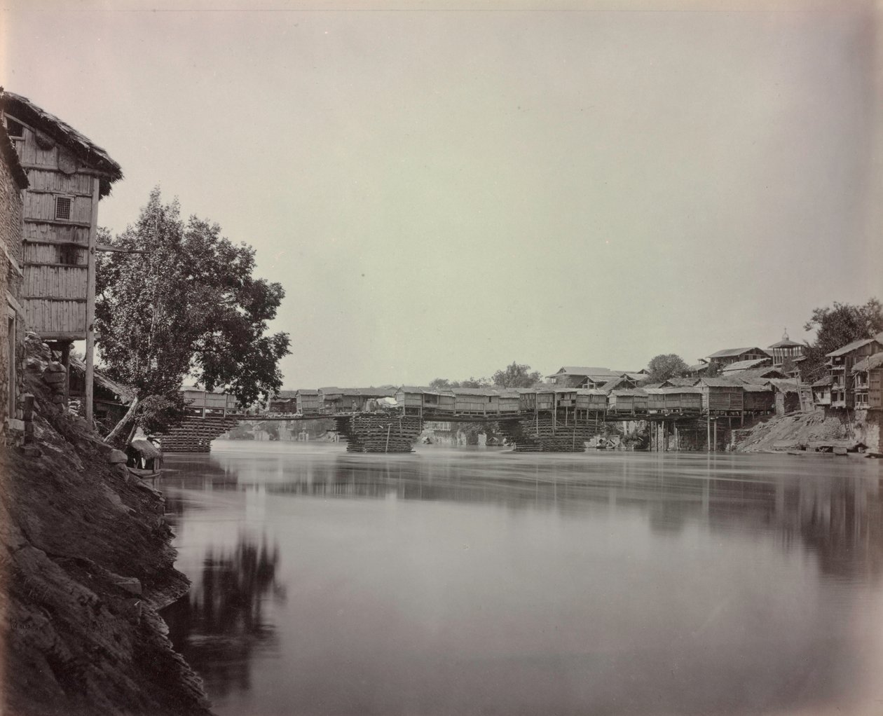 Puente de tiendas, Srinagar, Cachemira, 1864 de Samuel Bourne