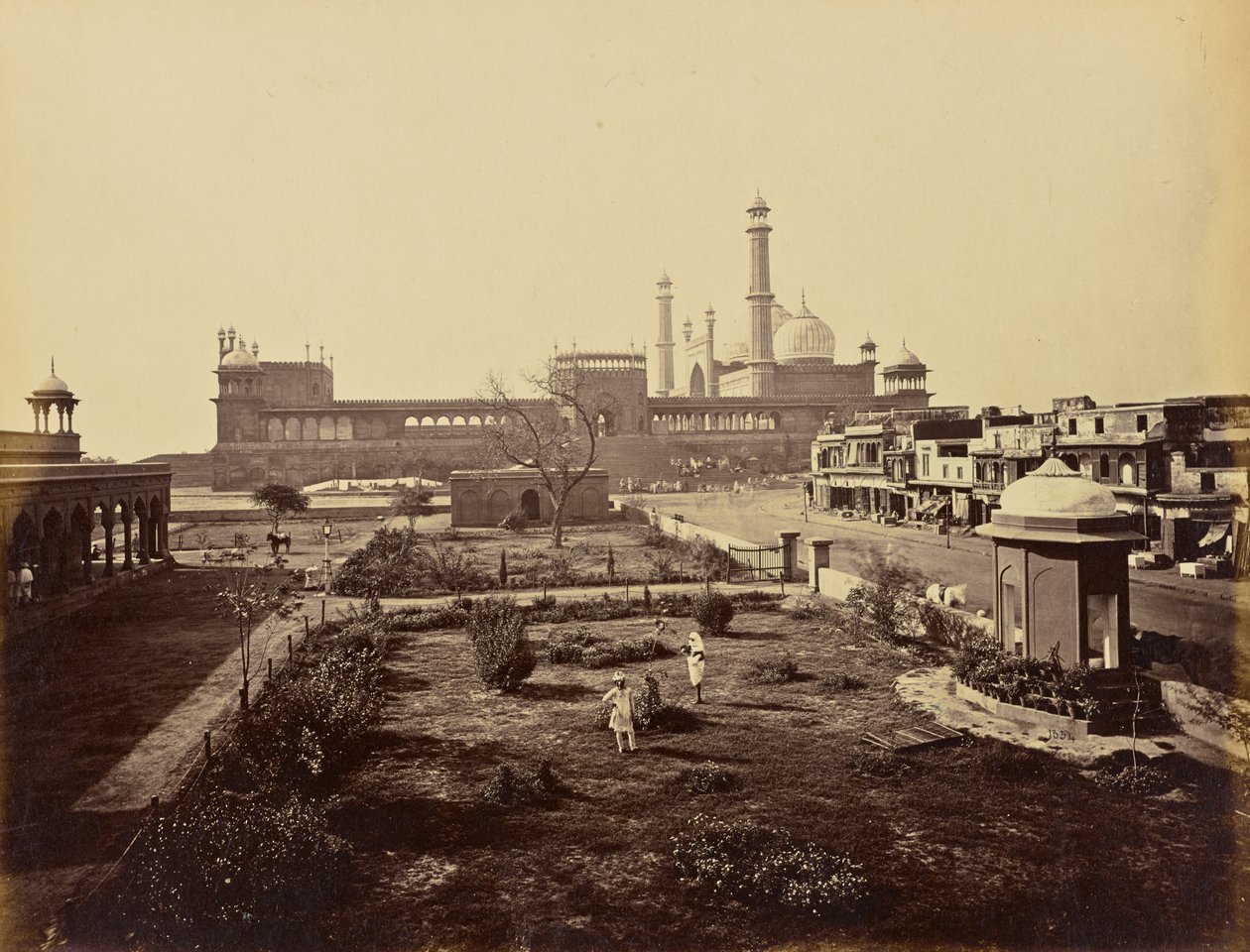 Delhi; El Jumma Musjid, desde el norte de Samuel Bourne