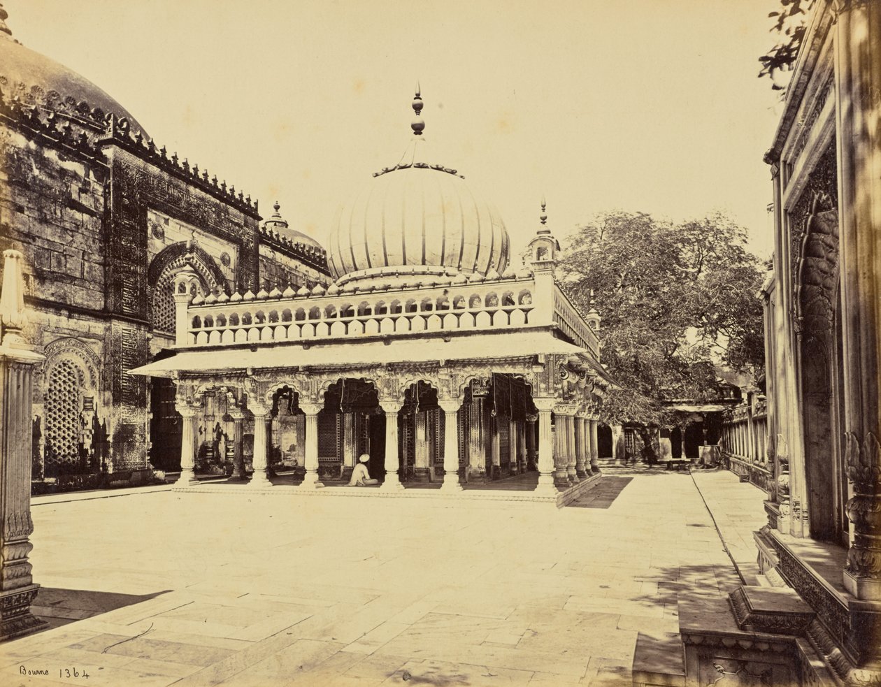 Delhi; la tumba de Nizam-ud-Din de Samuel Bourne