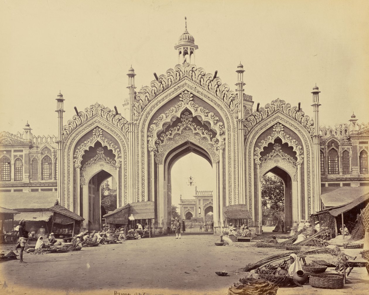 Lucknow; la puerta del bazar de Hooseinabad de Samuel Bourne