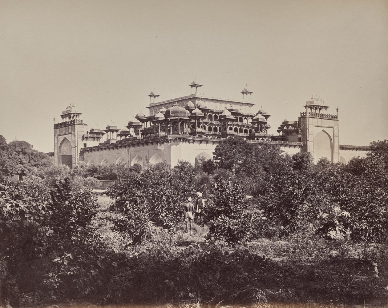 Secundra cerca de Agra. El mausoleo del emperador Akbar de Samuel Bourne