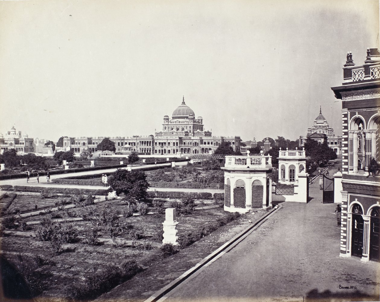 Vista en el palacio Qaisar Bagh de Samuel Bourne
