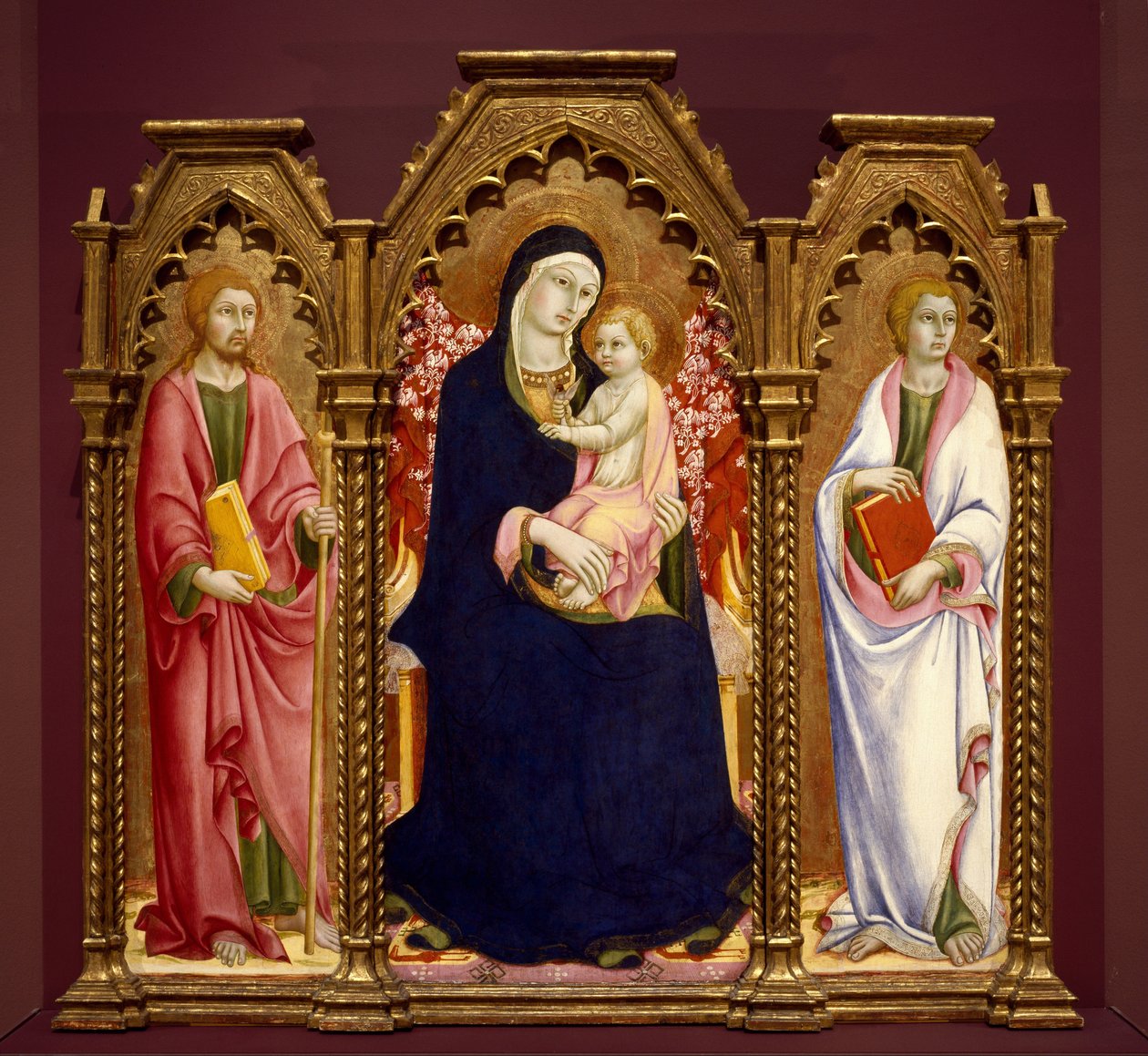 Madonna y Niño con los Santos Santiago el Mayor y Juan el Evangelista, retablo de Sano di Pietro