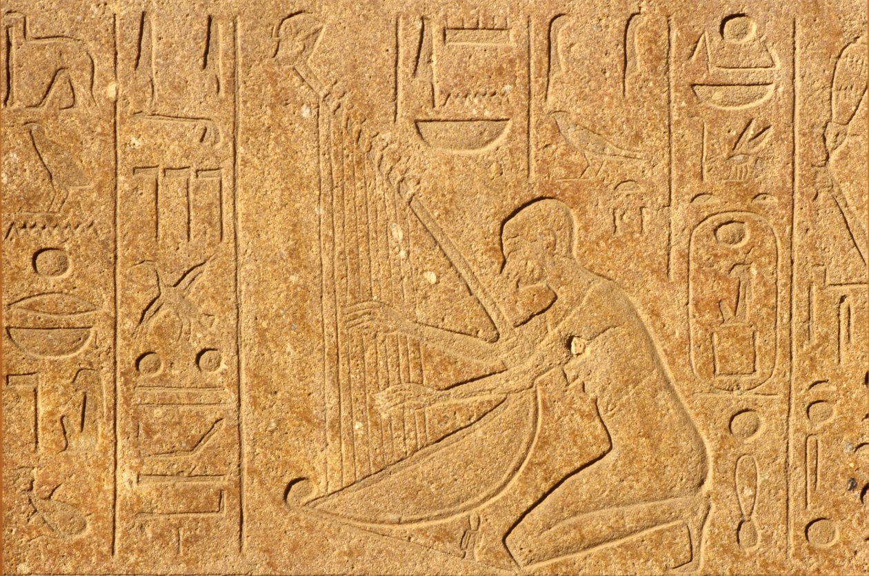 Antiguo Egipto, Pintura mural/talla, Arpista con la cabeza de Hatshepsut en lo alto del arpa, Templo de Karnak, Luxor de School Egyptian