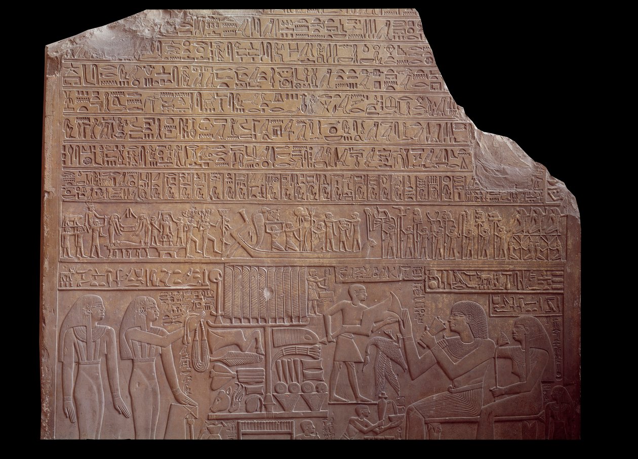 Antigüedades egipcias: estela funeraria cubierta con una inscripción en lenguaje codificado en forma de jeroglíficos. París, Museo del Louvre de School Egyptian