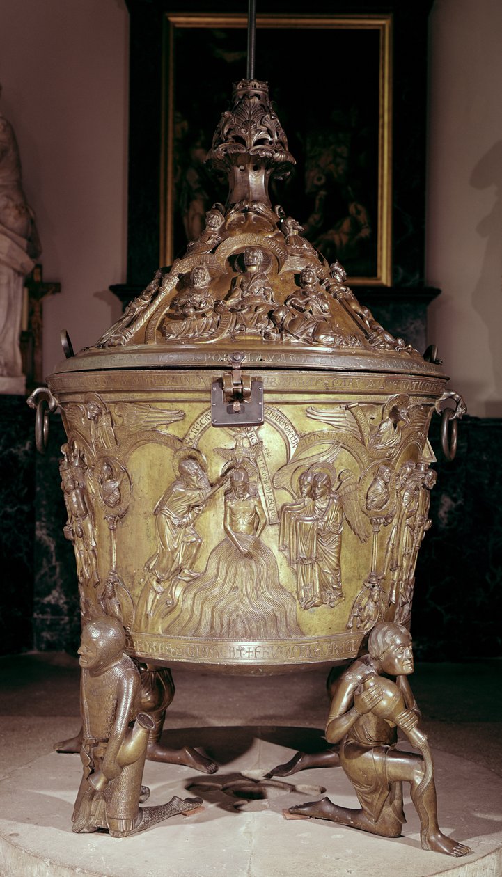 Pila bautismal con un panel en relieve del Bautismo de Cristo, sostenida por cuatro figuras arrodilladas que representan los ríos del paraíso, Alemania, c.1225-30 de School German