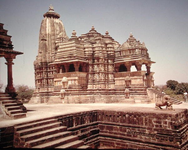 Vista del Templo de Devi Jagadamba de School Indian