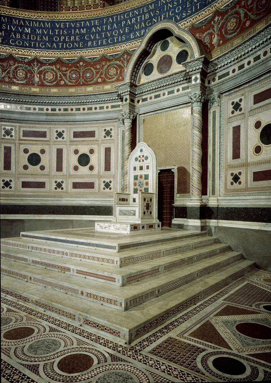 Vista del trono episcopal en el púlpito papal del ábside de la Basílica de San Juan de Letrán de School Italian