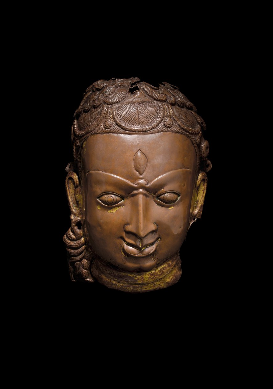 Máscara repujada de Shiva, c. siglo XI de School Nepalese