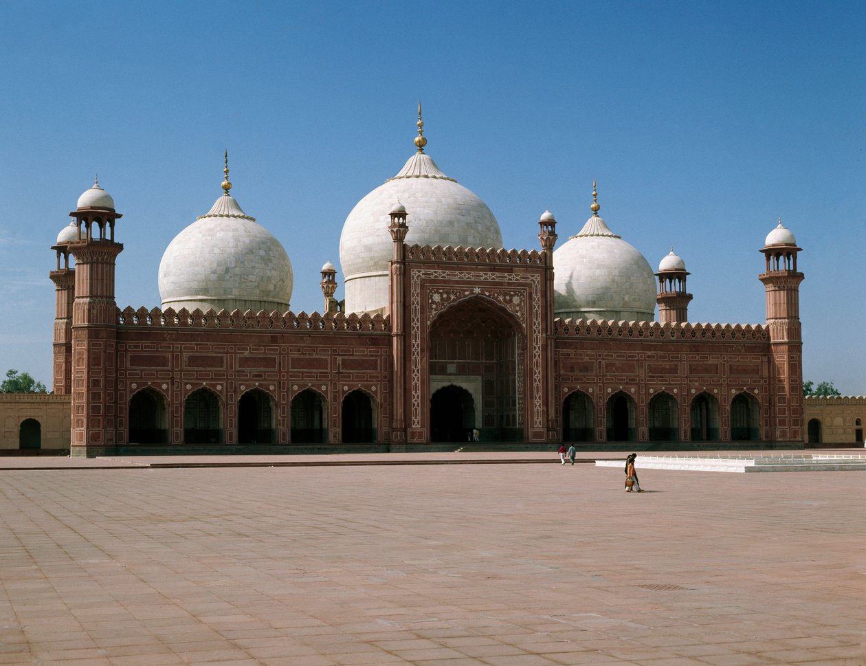 Mezquita Real Badshahi de School Pakistani