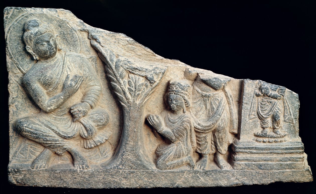 Detalle de un friso en relieve que representa a un Buda sentado con orantes, estilo greco-budista, de Taxila, Pakistán de School Pakistani
