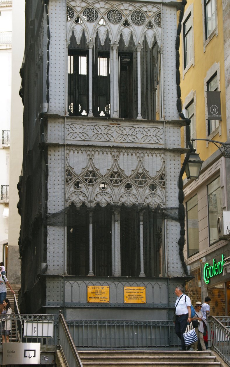 Elevador de Santa Justa, Lisboa, Portugal de School Portuguese
