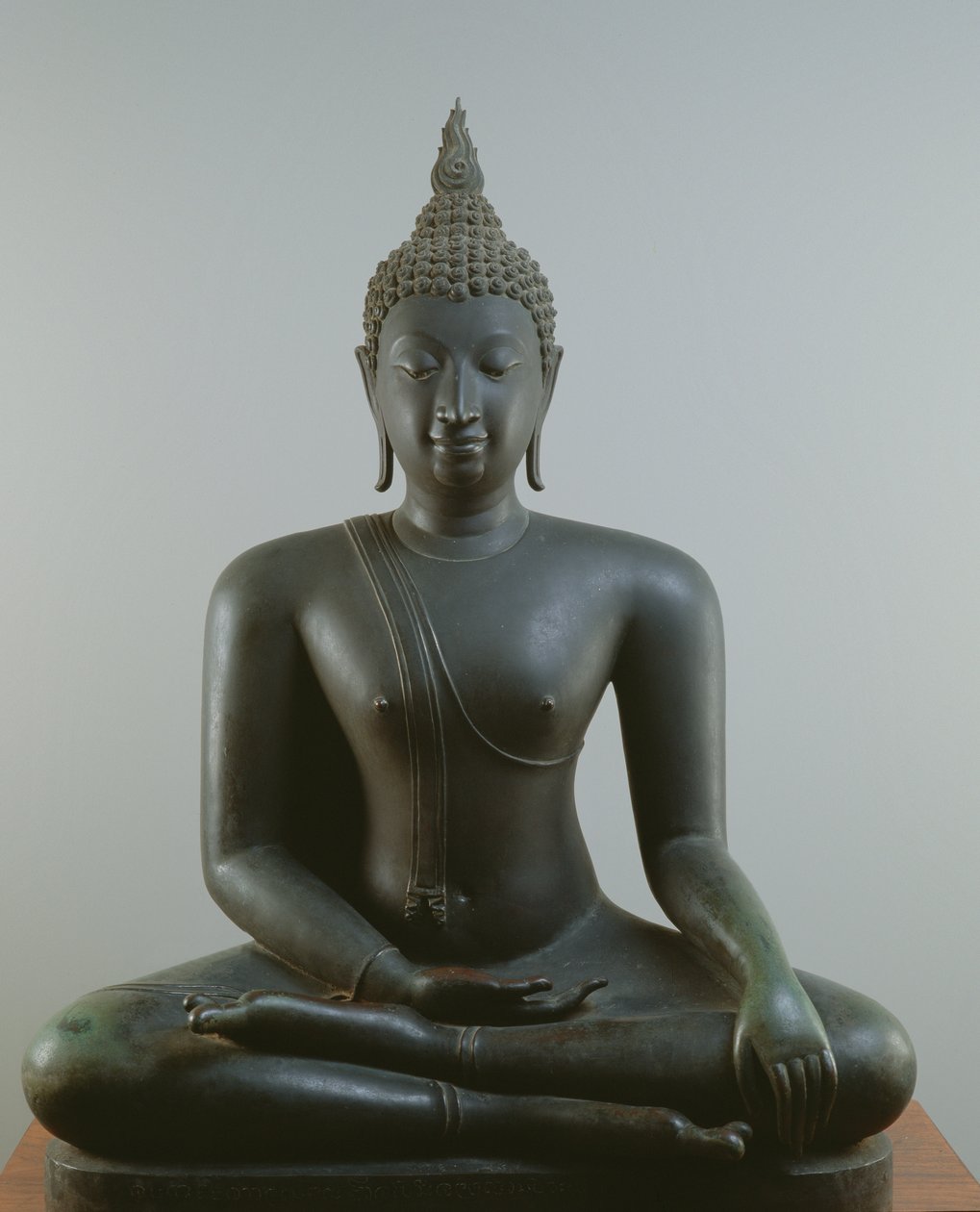 Buda sentado en meditación, estilo Sukhothai de School Thai