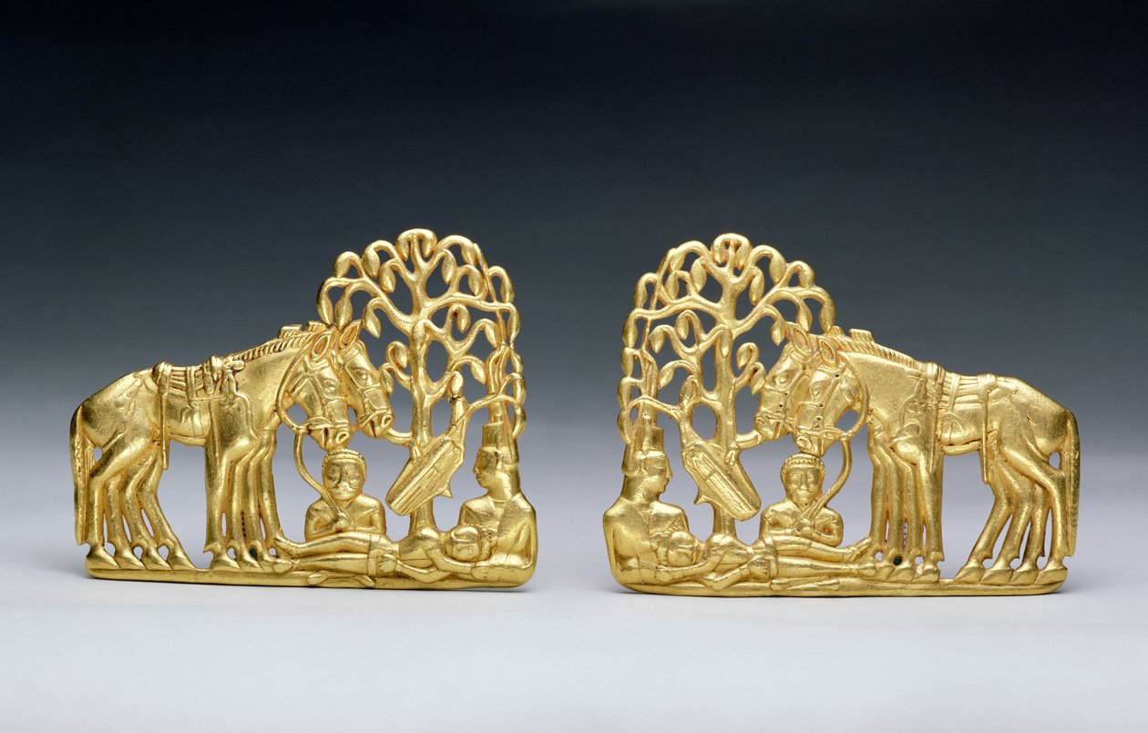 Par de broches de cinturón con tres figuras, de la Colección Siberiana de Pedro I, del Altái, siglo IV a.C. de Scythian