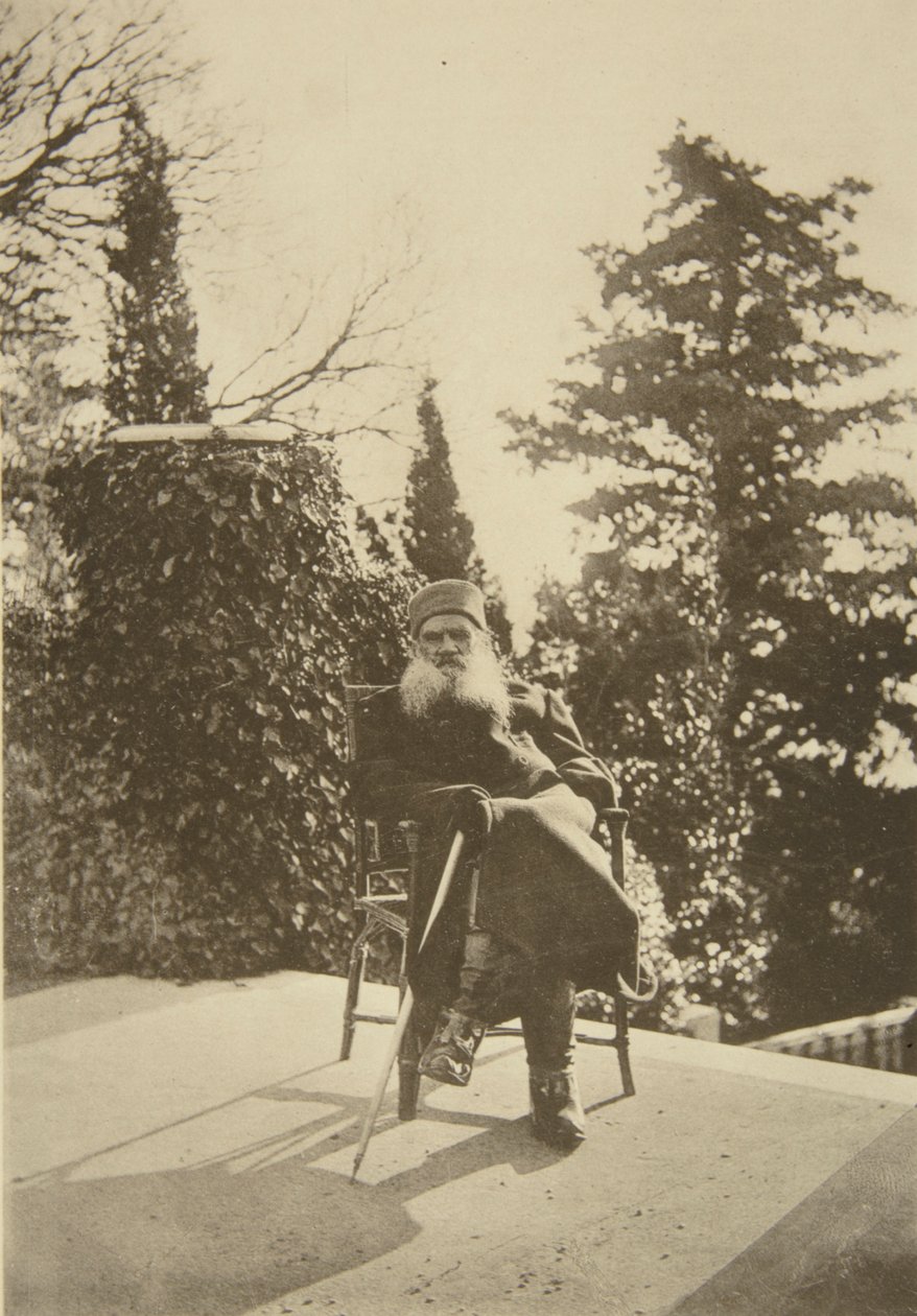 El autor ruso León Tolstói, Gaspra, Crimea, Rusia, 1902 de Sophia Andreevna Tolstaya