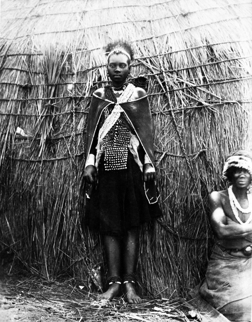 Una novia zulu, c.1895 de South African Photographer