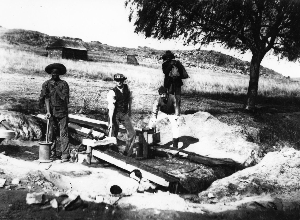 Lavando oro en Johannesburgo, c.1900 de South African Photographer