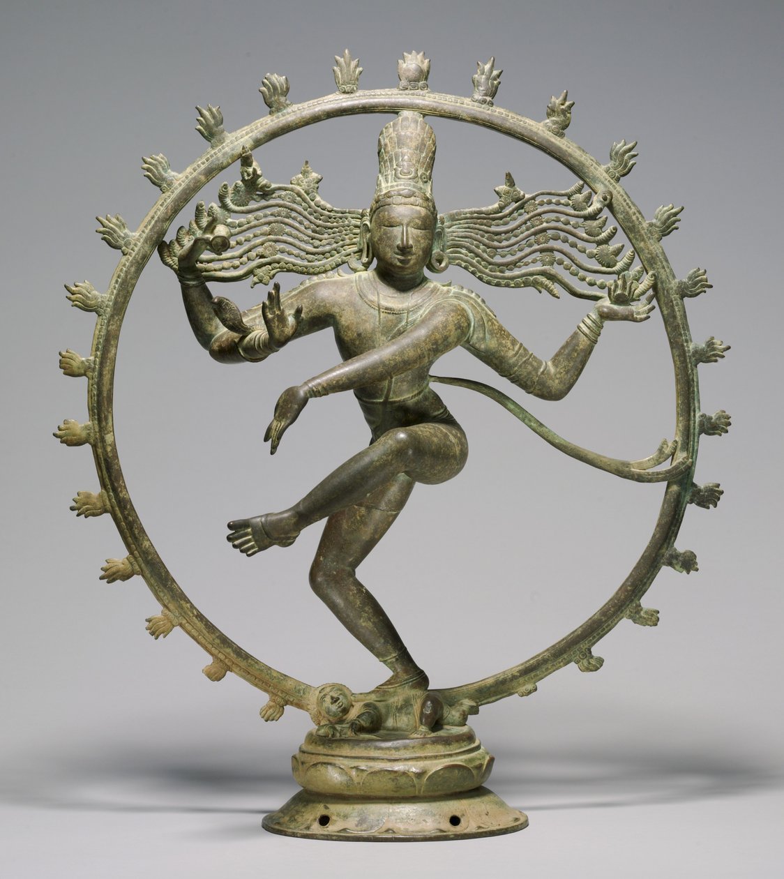 Shiva como Señor de la Danza (Nataraja), período Chola de South Indian School