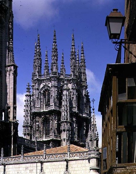 El Cimborrio probablemente diseñado por Juan de Langres (fl.c.1522-40) construido por Felipe Vigarny y Juan de Vallejo (fl.c.1518-69) completado en 1568 de Spanish Colonial
