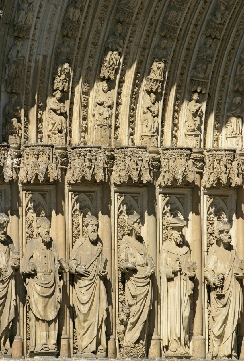 Detalle del Portal del Perdón, portal central de la fachada oeste de la Catedral de Toledo, comenzada en 1418 de Spanish School