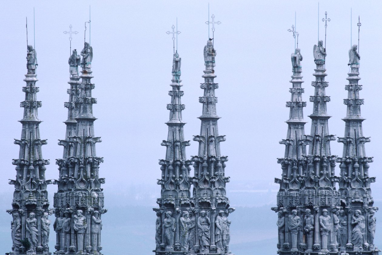 (detalle) de las agujas de la torre linterna de Spanish School