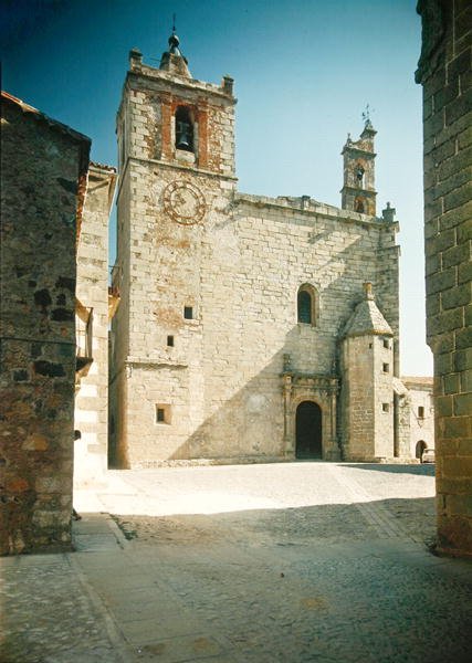 Vista de la Iglesia de San Mateo de Spanish School