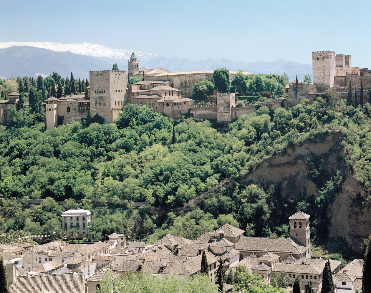 Vista del Palacio de la Alhambra desde el noreste, siglos XIV-XVI de Spanish School