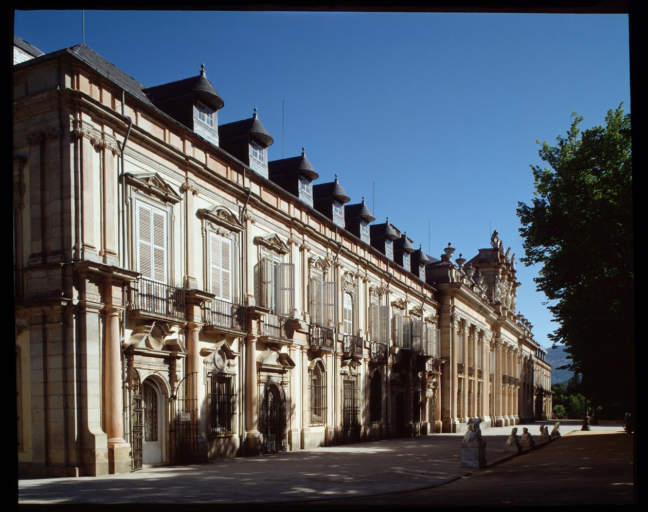 Vista del Palacio Real de Spanish School