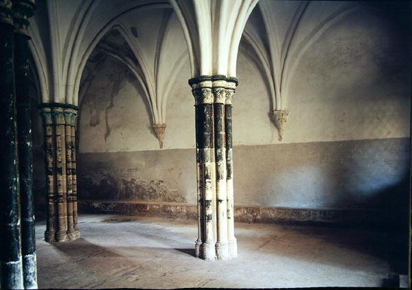 Vista del interior de la sala capitular del monasterio, fundado en 1194 y trasladado a su sitio actual en 1218 de Spanish School