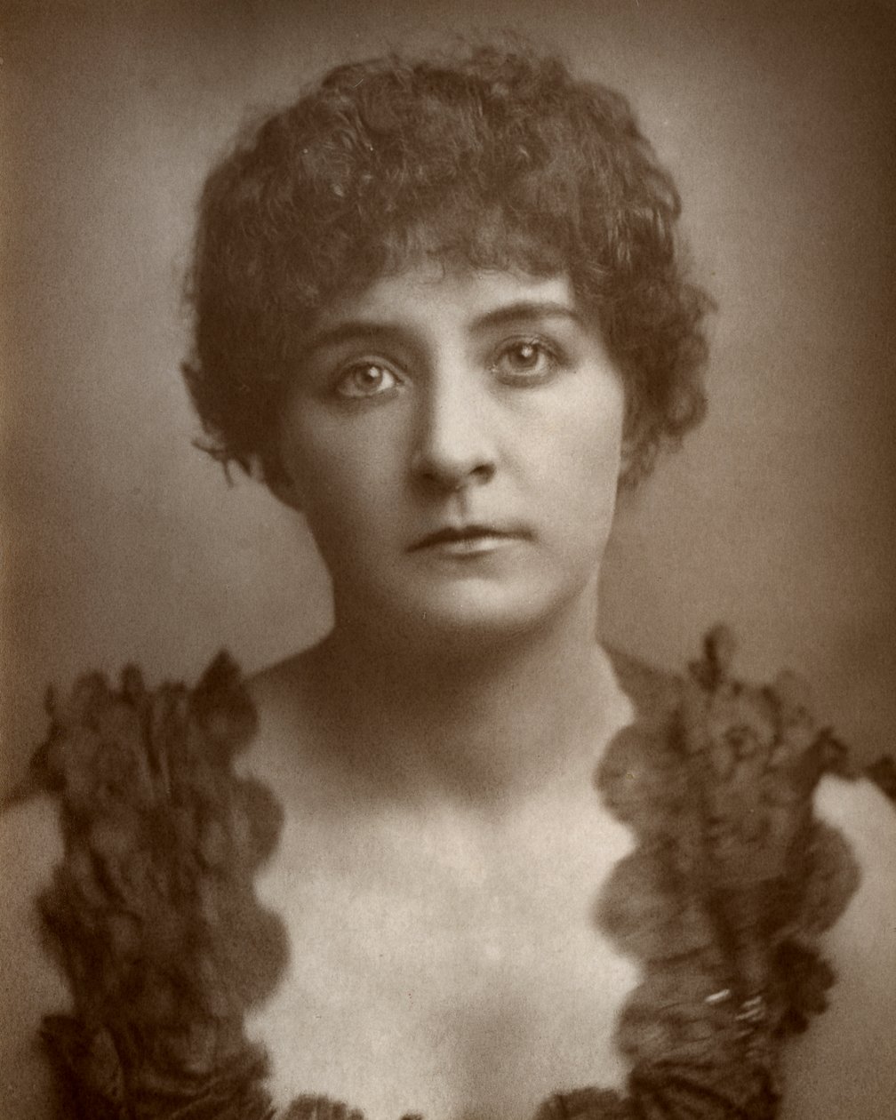 Julia Gwynne, cantante de ópera y actriz británica, 1884 de St James