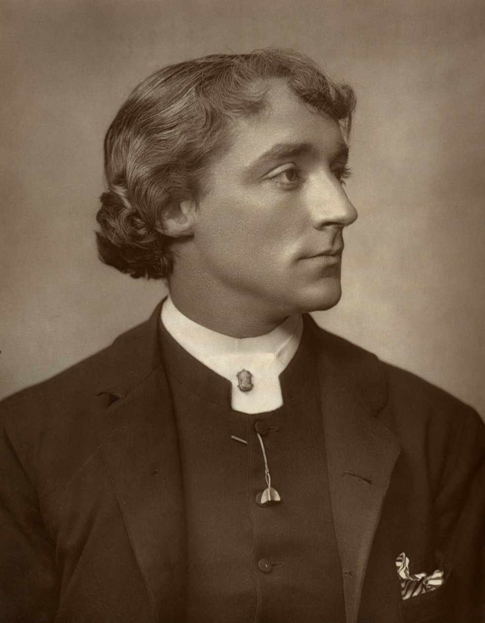 Kyrle Bellow, actor, 1882 de St James