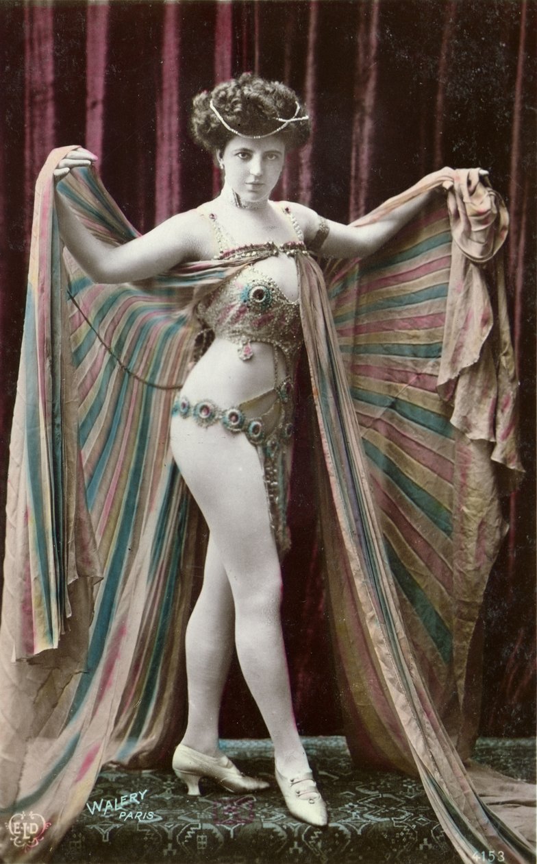 Postal que representa a una bailarina oriental de Stanislaus Walery
